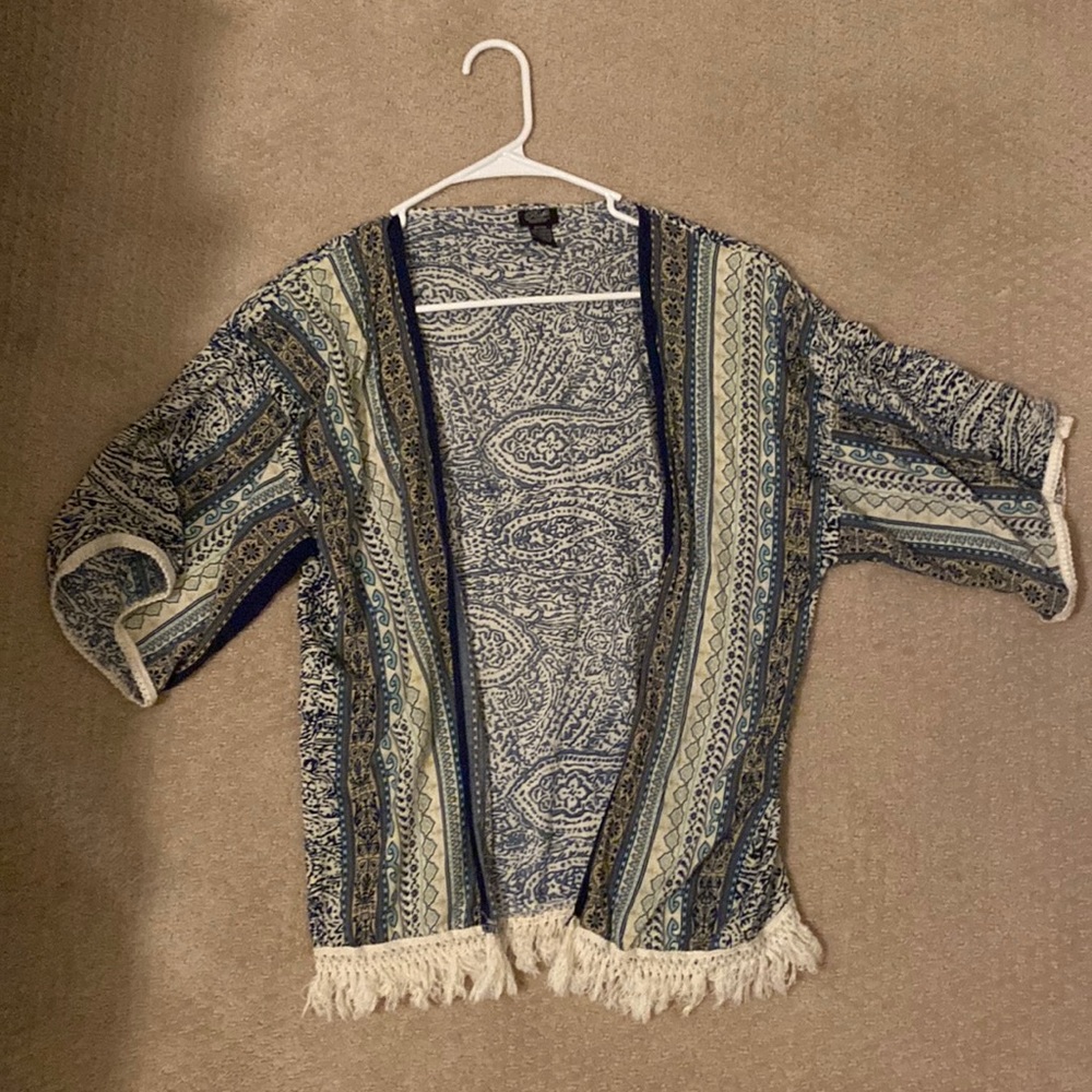 Cardigan lightweight waist length kimona